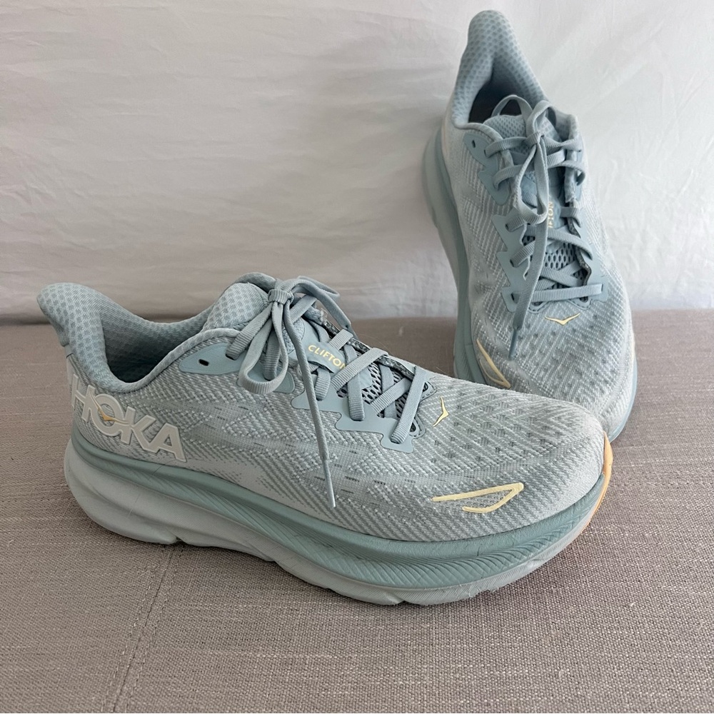 Hoka Women's Clifton 9 Sz 8
